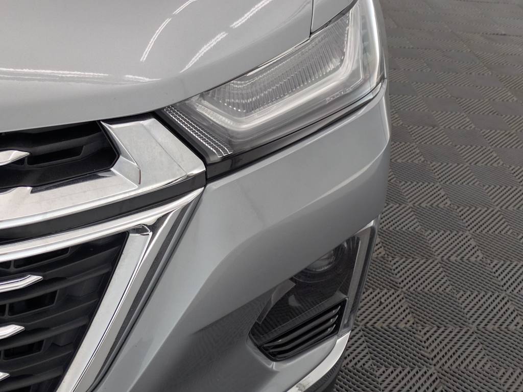 Thumbnail: 2023 Chevrolet Traverse - 24