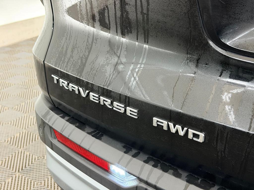 Thumbnail: 2025 Chevrolet Traverse - 24
