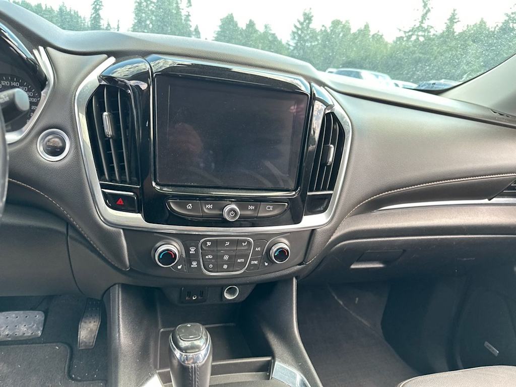 Thumbnail: 2019 Chevrolet Traverse - 6