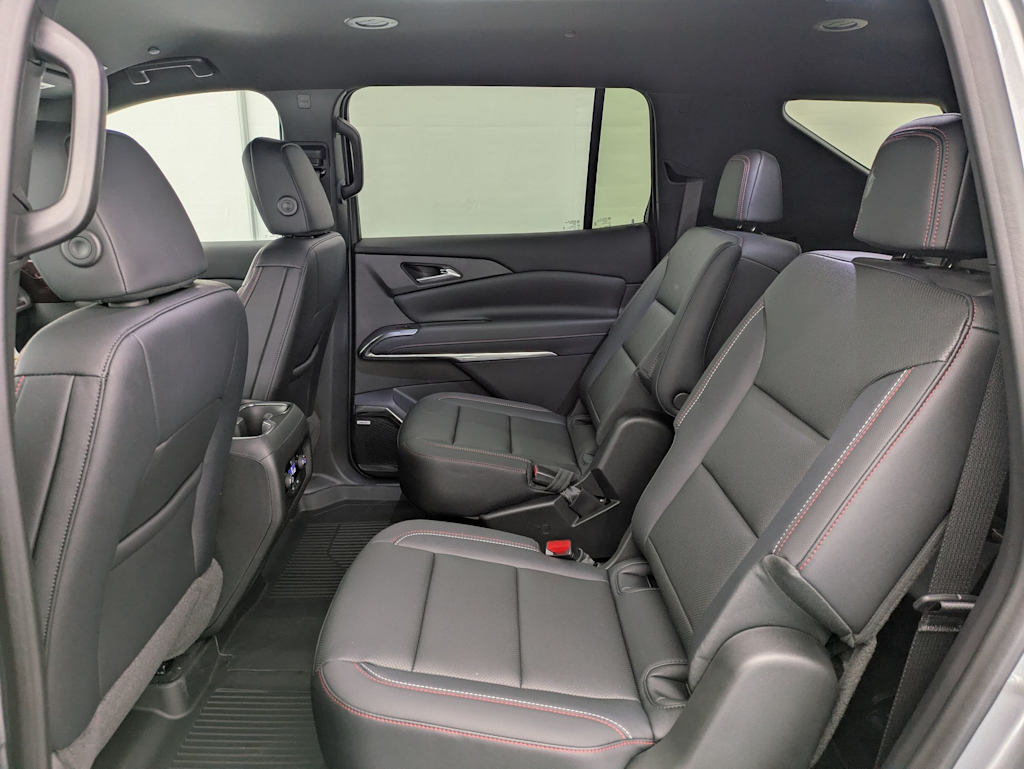 Thumbnail: 2026 Chevrolet Traverse - 27