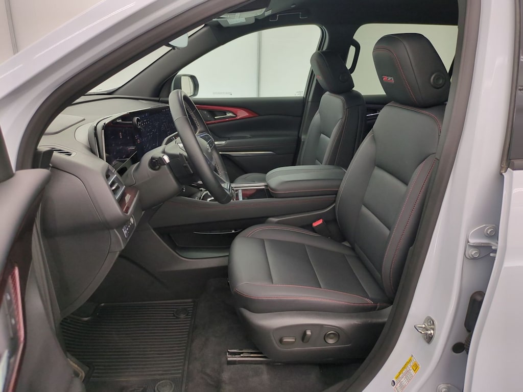 Thumbnail: 2026 Chevrolet Traverse - 11