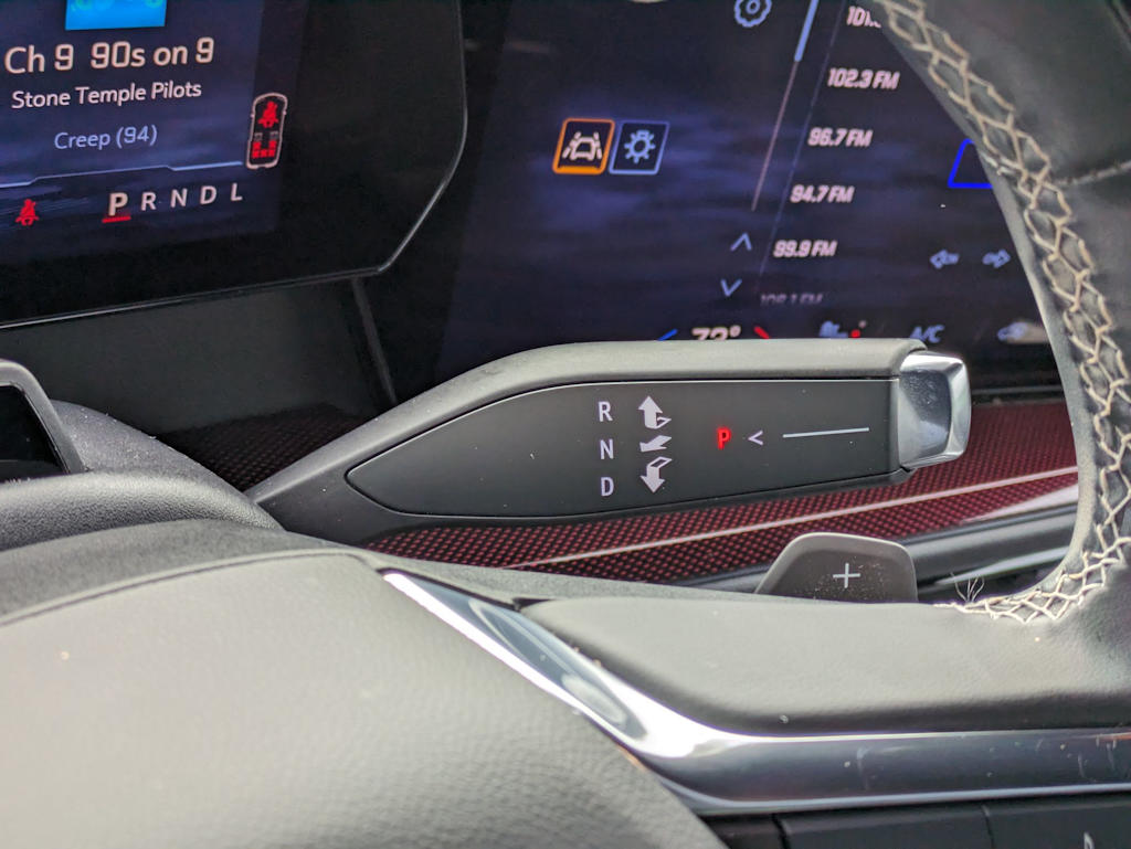 Thumbnail: 2024 Chevrolet Traverse - 16