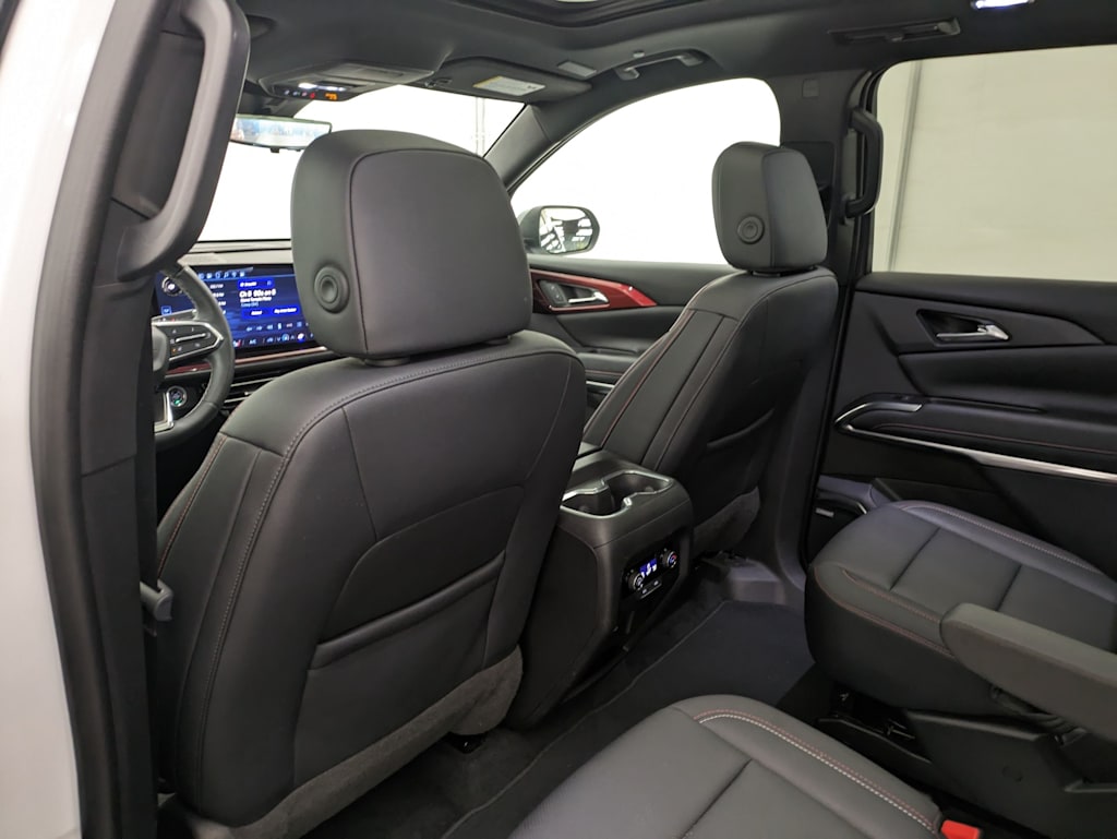 Thumbnail: 2024 Chevrolet Traverse - 13