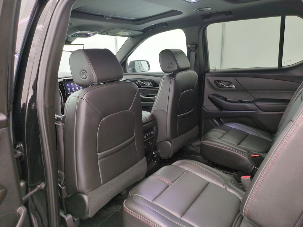 Thumbnail: 2023 Chevrolet Traverse - 13