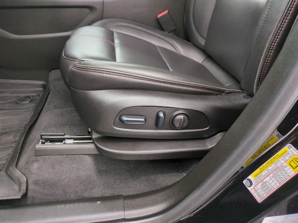 Thumbnail: 2023 Chevrolet Traverse - 25