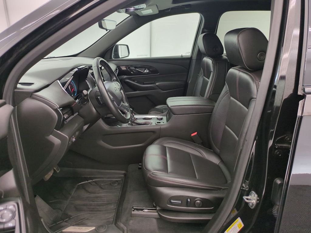 Thumbnail: 2023 Chevrolet Traverse - 11