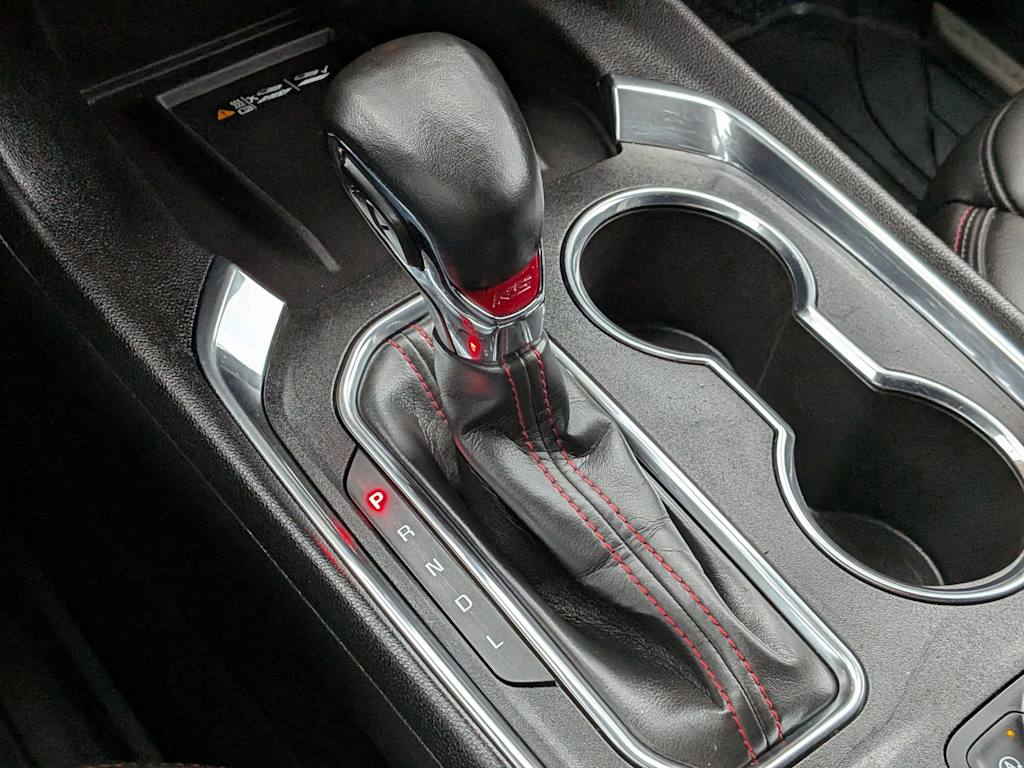 Thumbnail: 2023 Chevrolet Traverse - 16