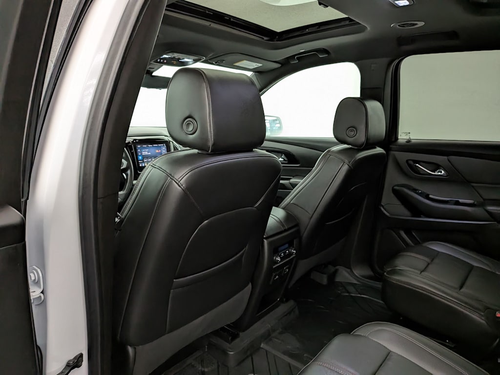 Thumbnail: 2023 Chevrolet Traverse - 13