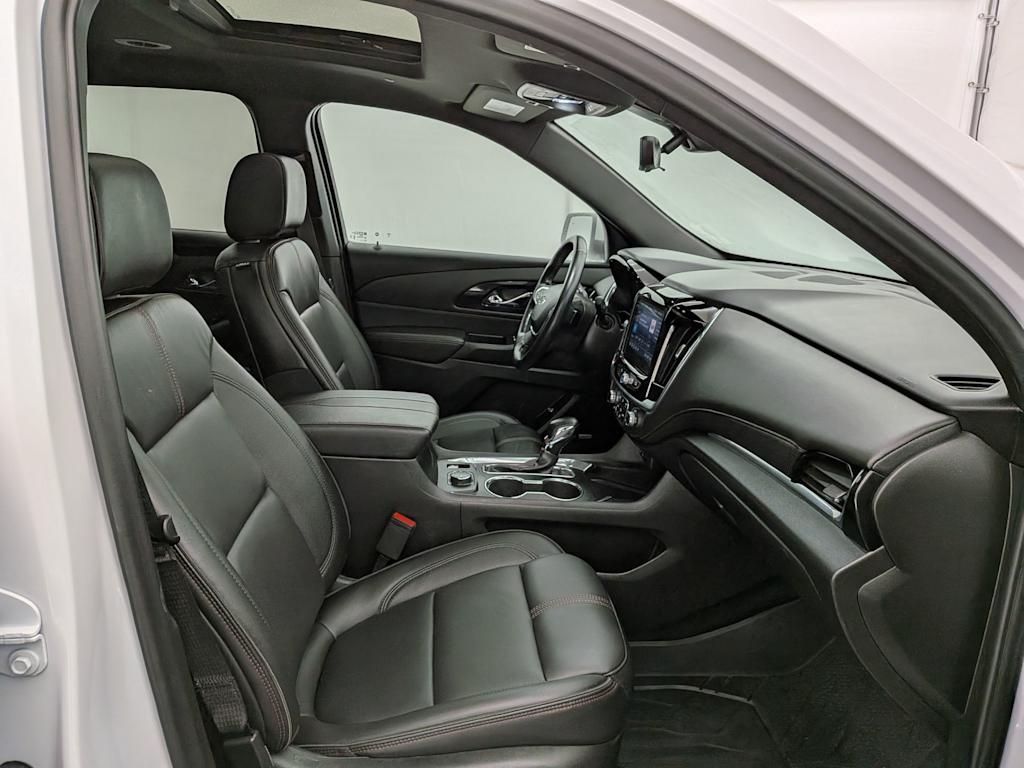 Thumbnail: 2023 Chevrolet Traverse - 12