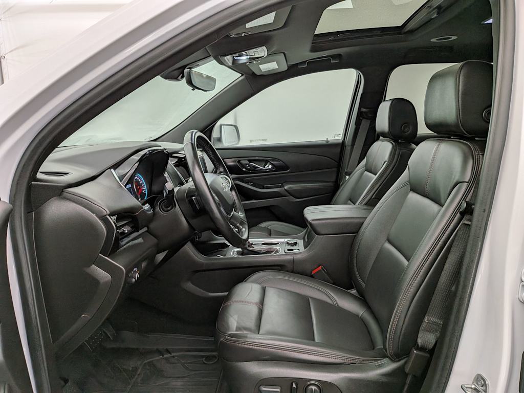 Thumbnail: 2023 Chevrolet Traverse - 11