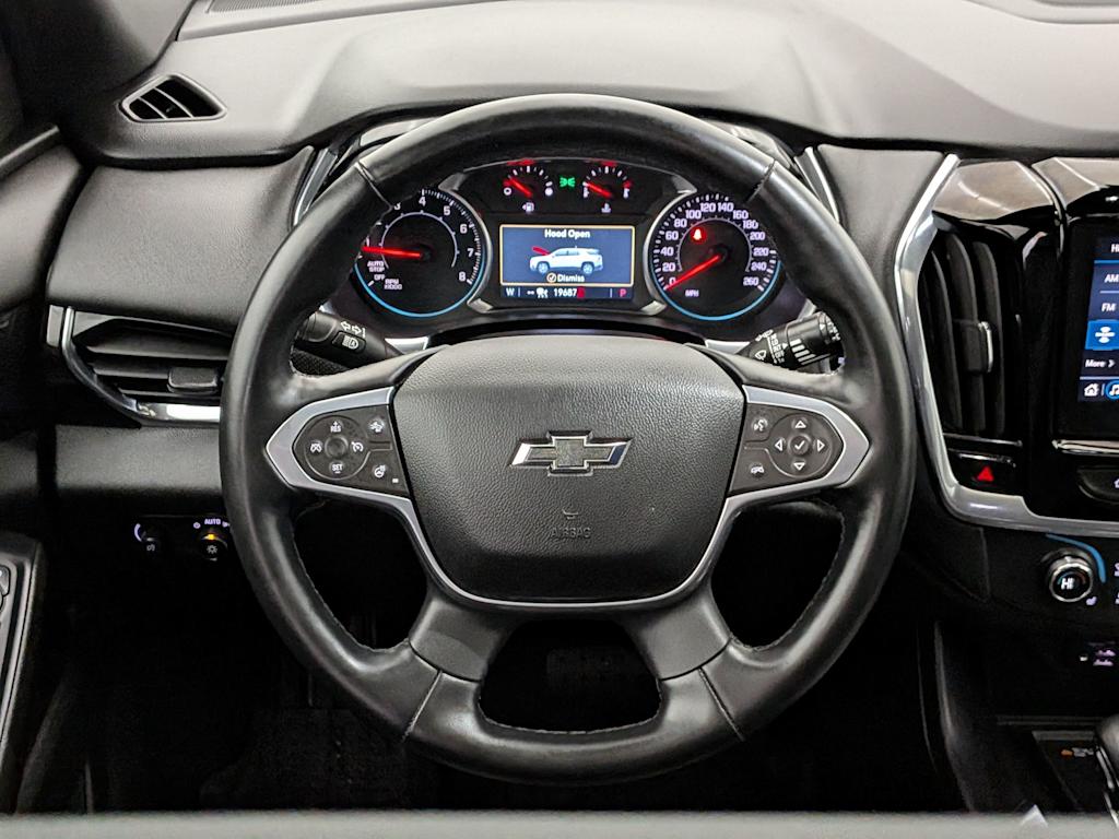 Thumbnail: 2023 Chevrolet Traverse - 14