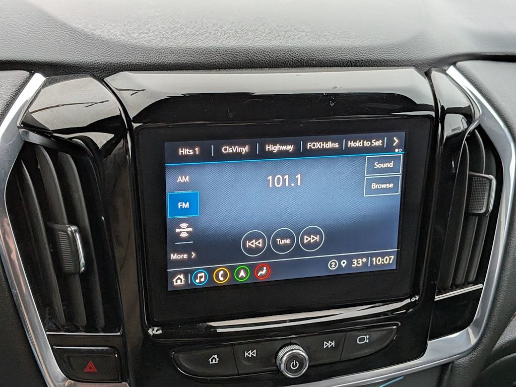 Thumbnail: 2023 Chevrolet Traverse - 37