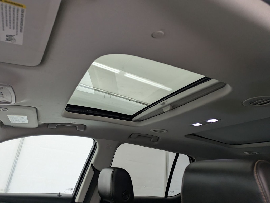 Thumbnail: 2020 Chevrolet Traverse - 27