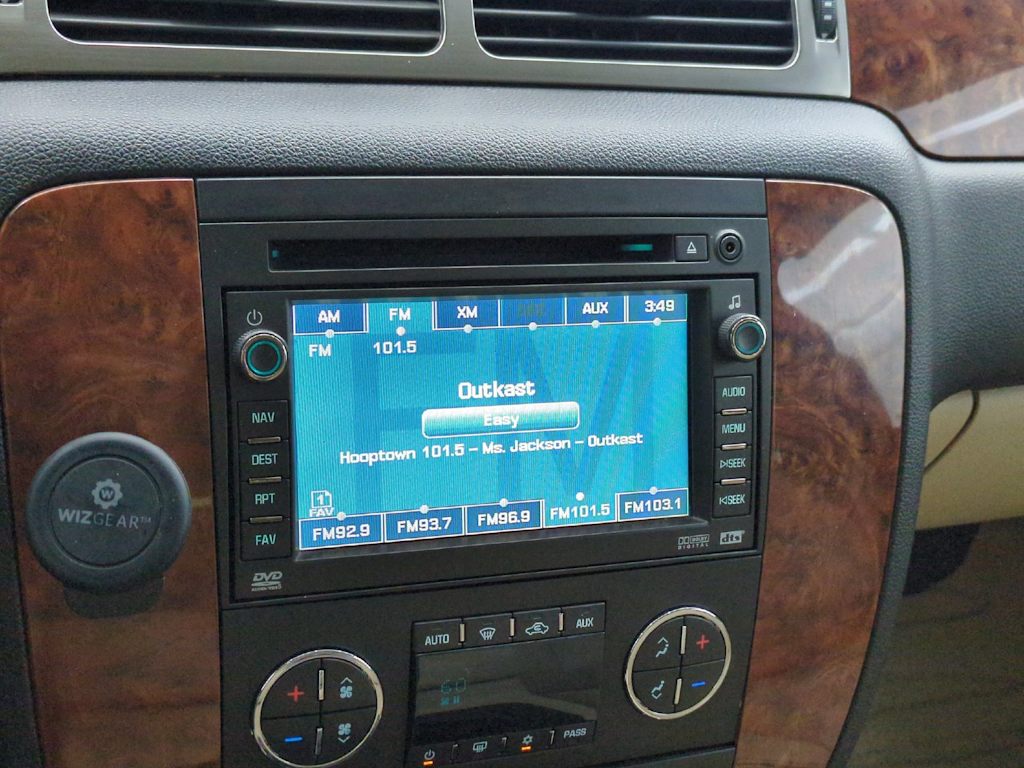 Thumbnail: 2007 Chevrolet Tahoe - 16