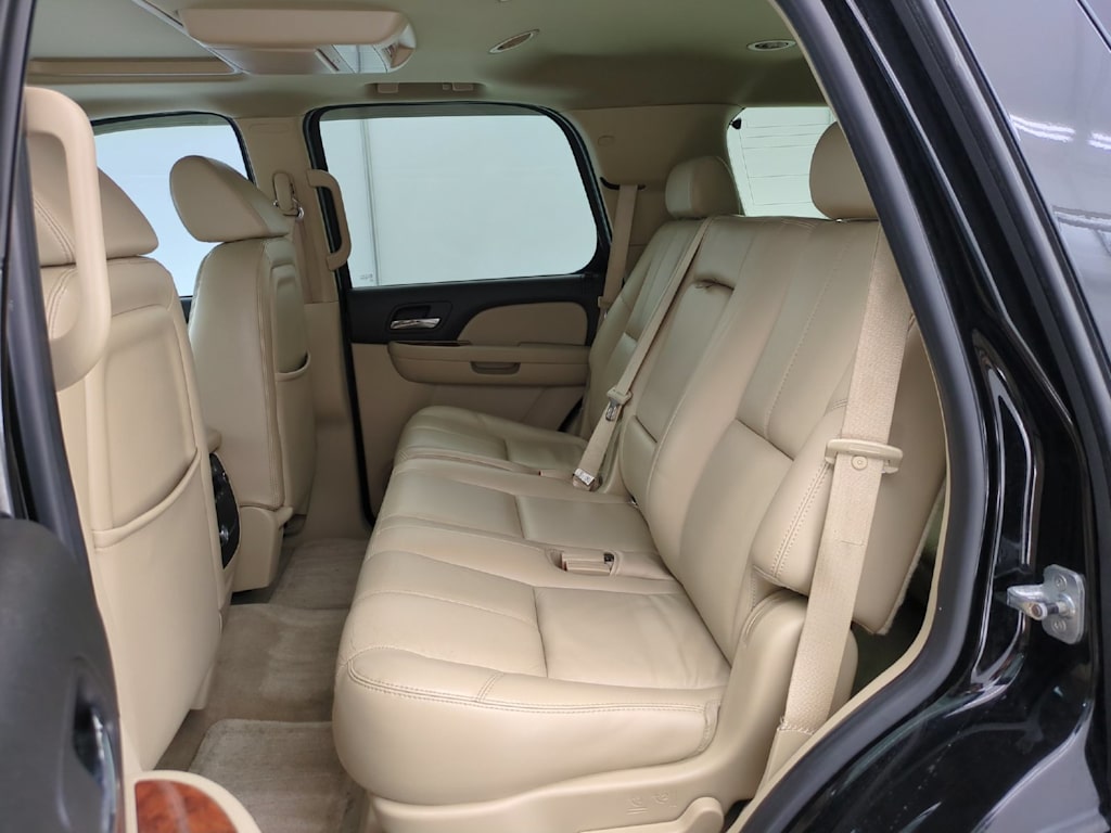 Thumbnail: 2007 Chevrolet Tahoe - 26