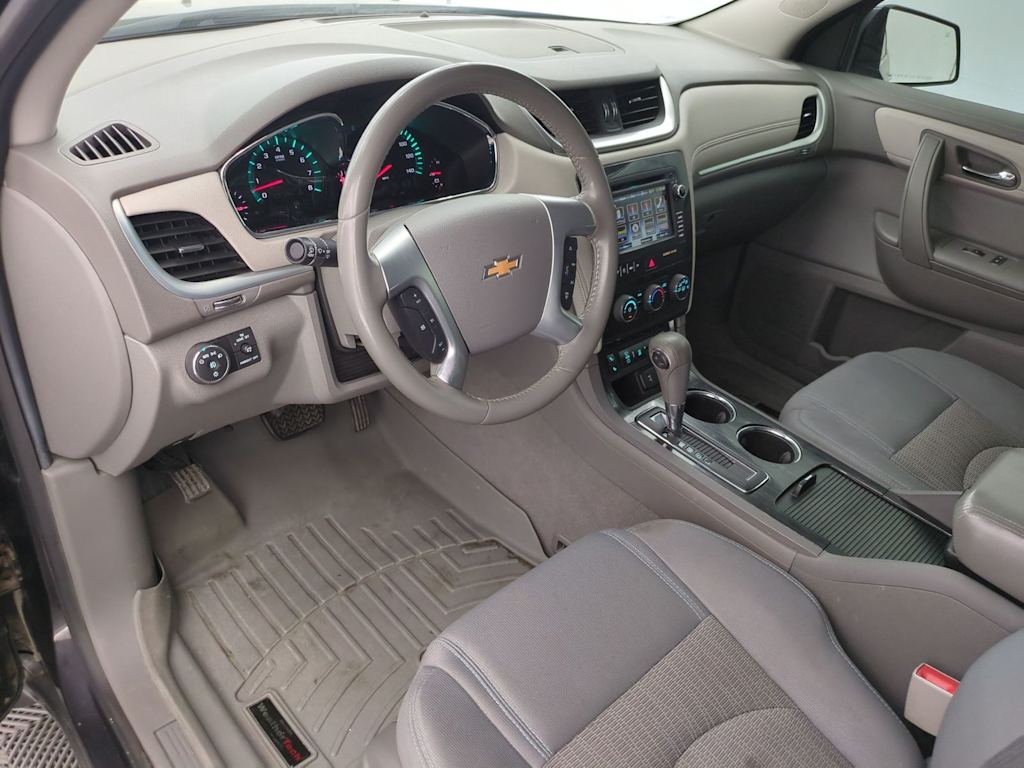 Thumbnail: 2017 Chevrolet Traverse - 2