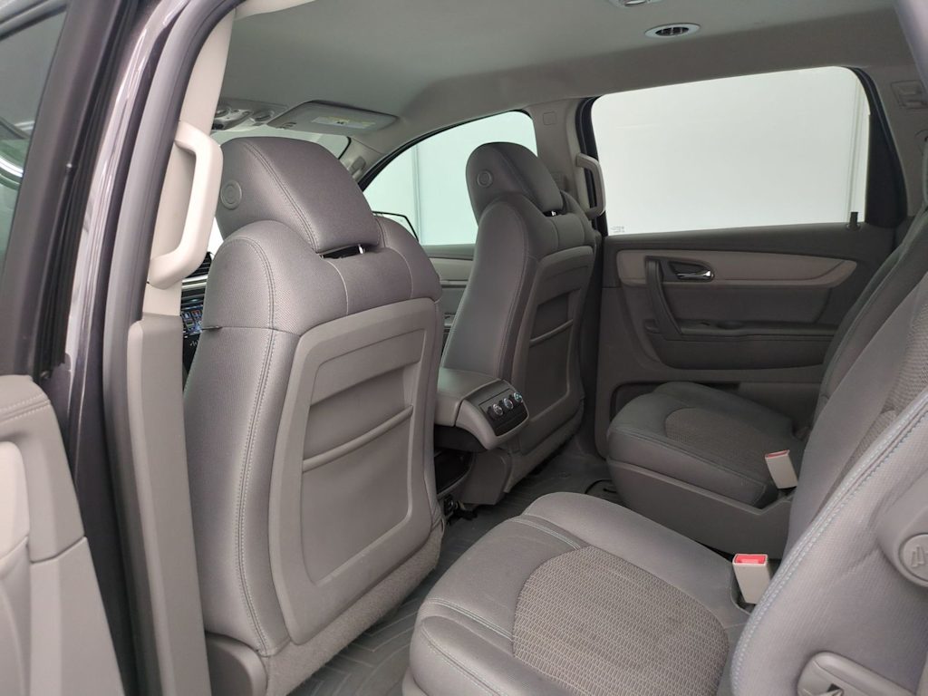 Thumbnail: 2017 Chevrolet Traverse - 13