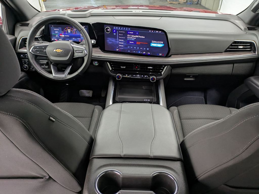 Thumbnail: 2025 Chevrolet Suburban - 10