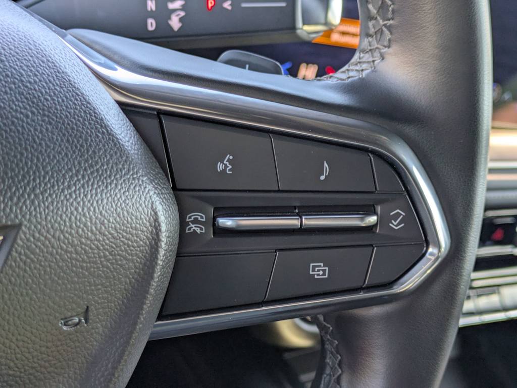 Thumbnail: 2025 Chevrolet Suburban - 27