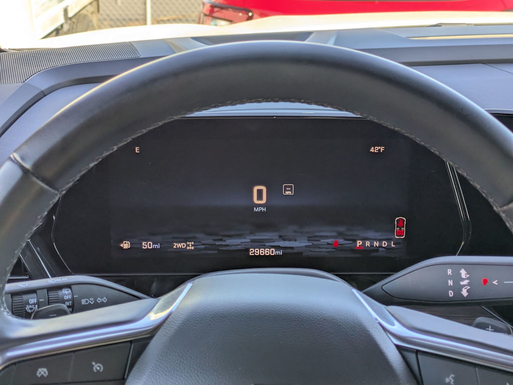 Thumbnail: 2025 Chevrolet Suburban - 30