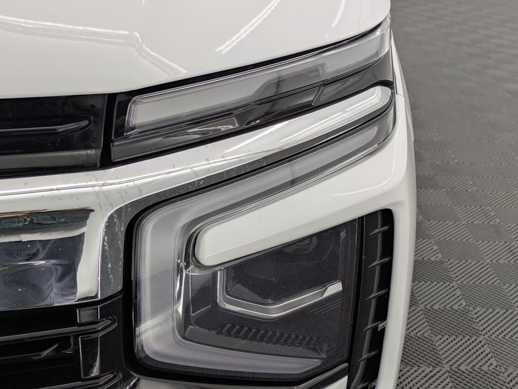 Thumbnail: 2025 Chevrolet Suburban - 22