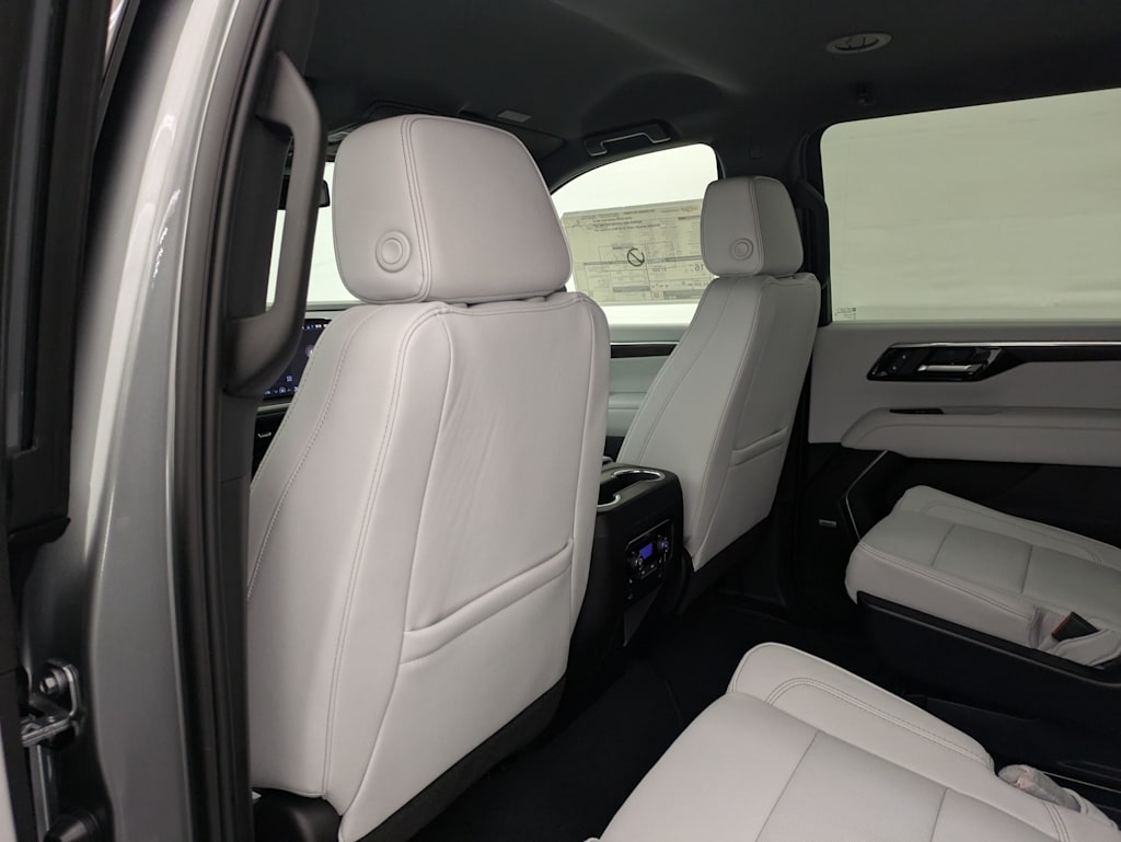 Thumbnail: 2025 Chevrolet Suburban - 13