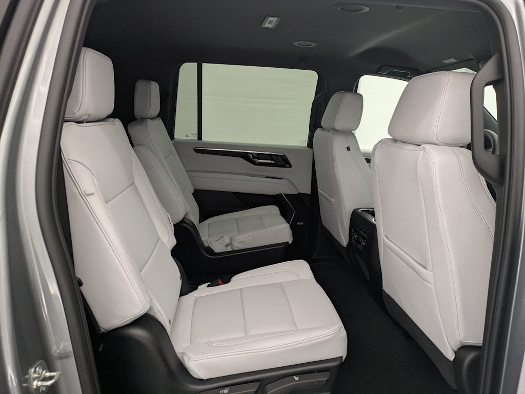 Thumbnail: 2025 Chevrolet Suburban - 28