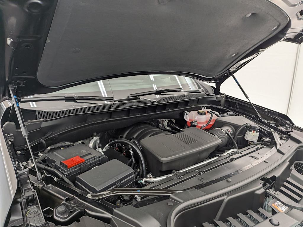 Thumbnail: 2026 Chevrolet Suburban - 9