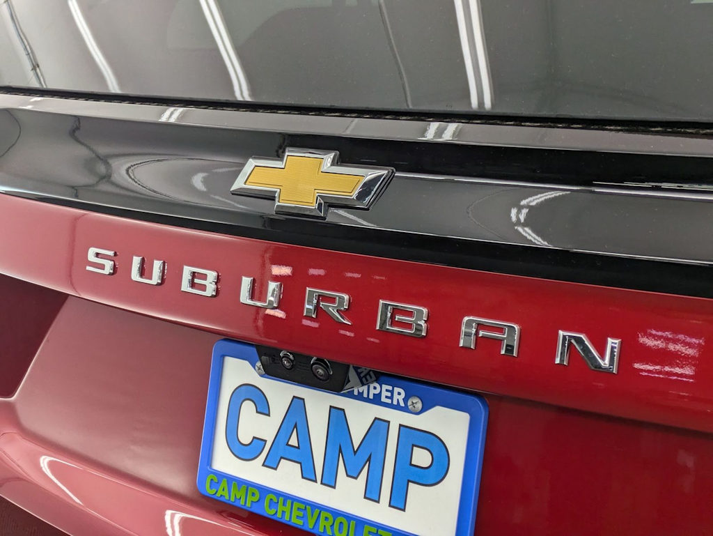 Thumbnail: 2026 Chevrolet Suburban - 25