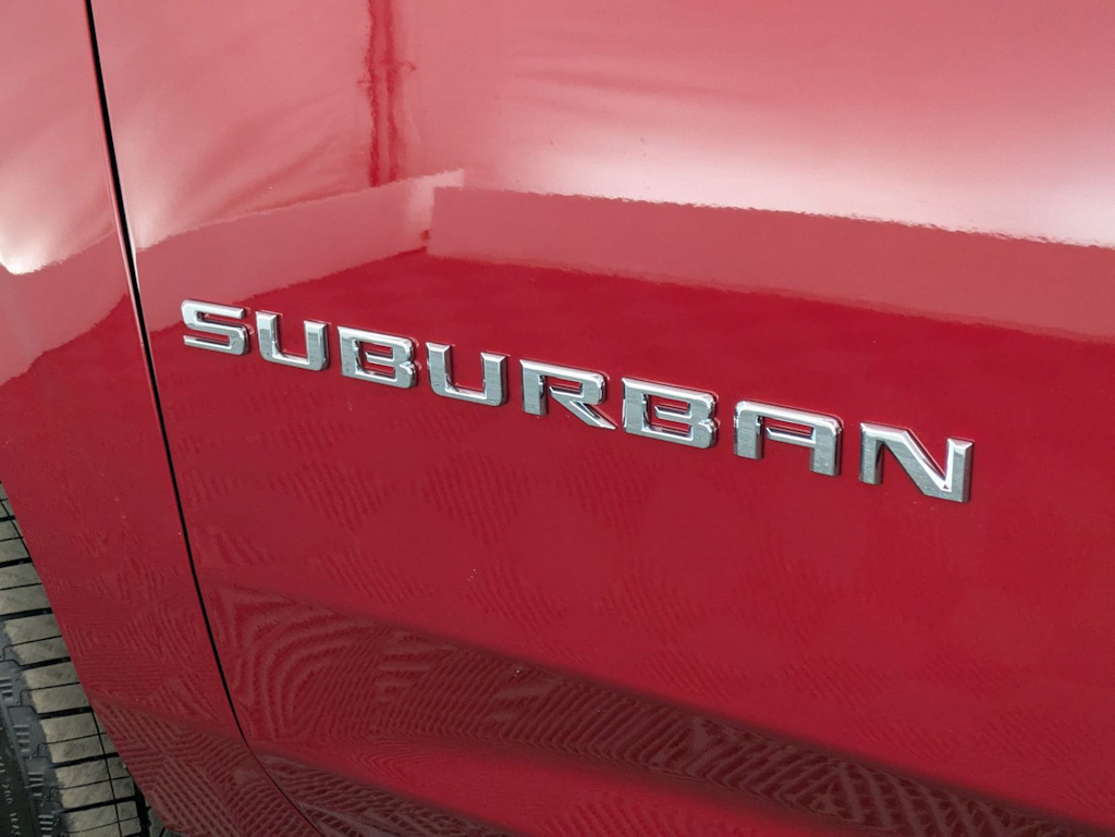 Thumbnail: 2026 Chevrolet Suburban - 7