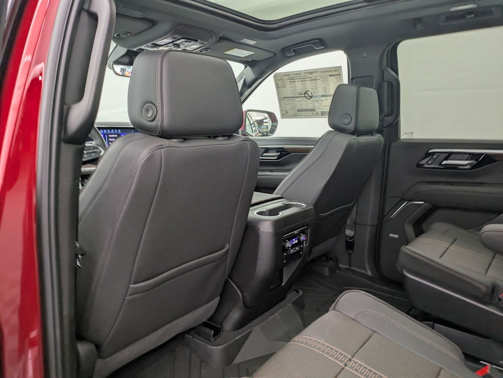 Thumbnail: 2026 Chevrolet Suburban - 13