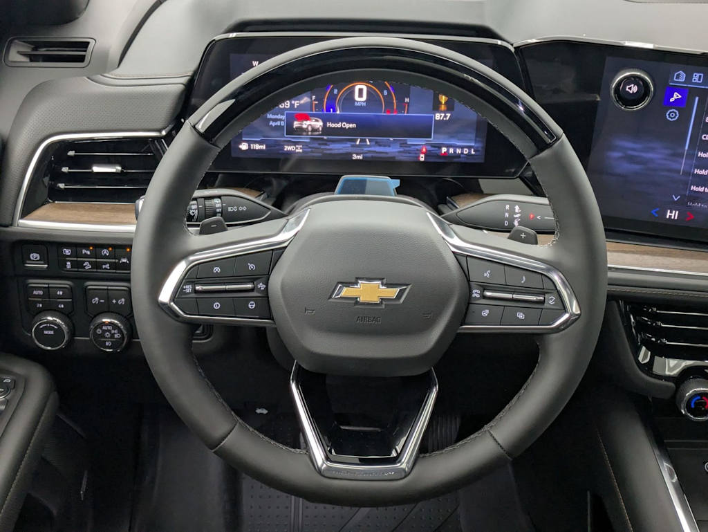 Thumbnail: 2026 Chevrolet Suburban - 14
