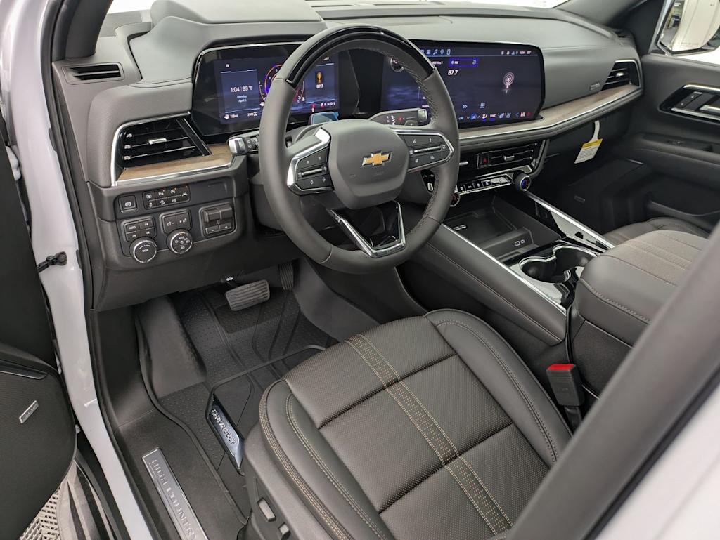 Thumbnail: 2026 Chevrolet Suburban - 2