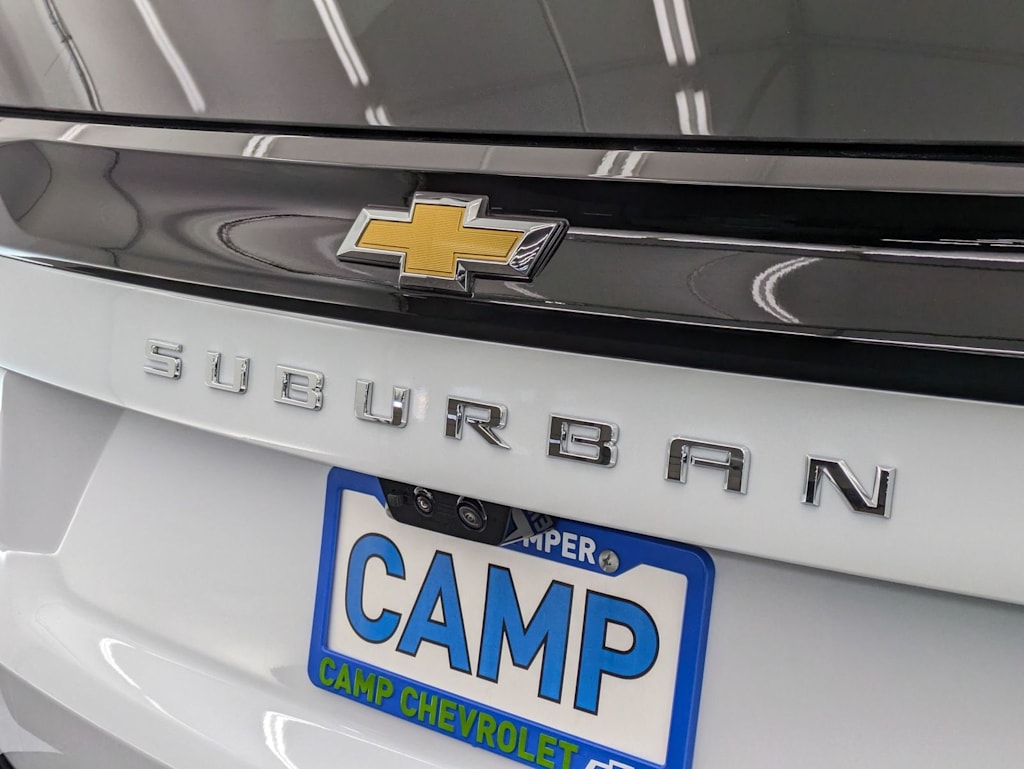 Thumbnail: 2026 Chevrolet Suburban - 25