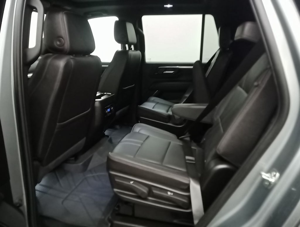 Thumbnail: 2026 Chevrolet Tahoe - 6