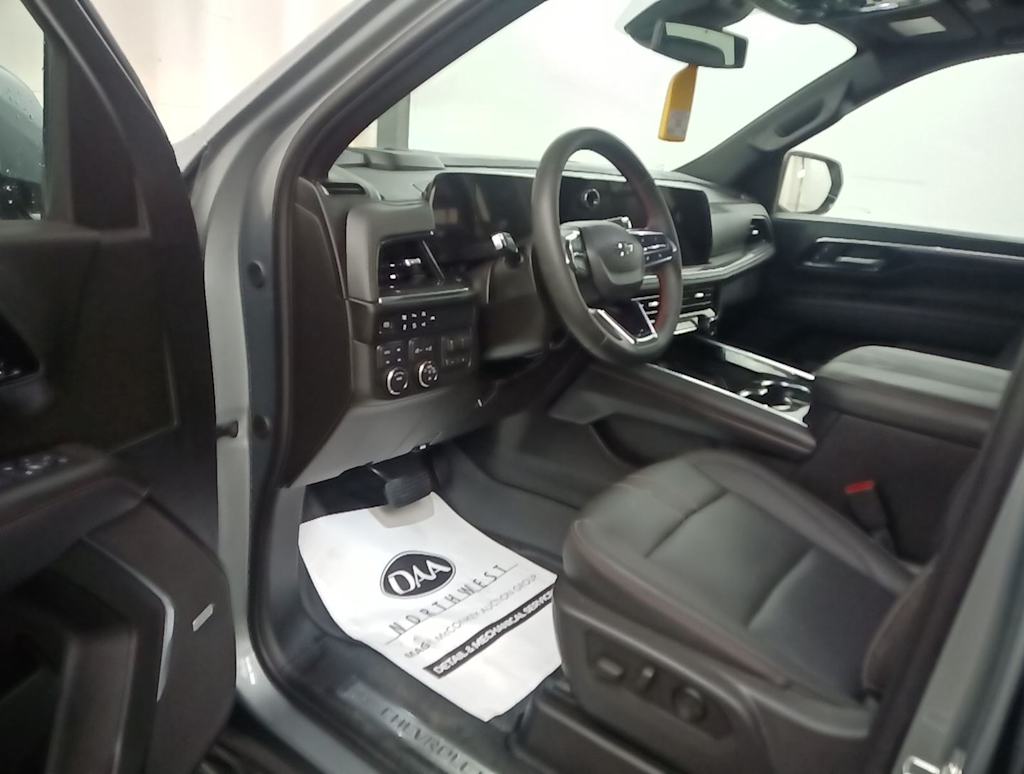 Thumbnail: 2026 Chevrolet Tahoe - 2