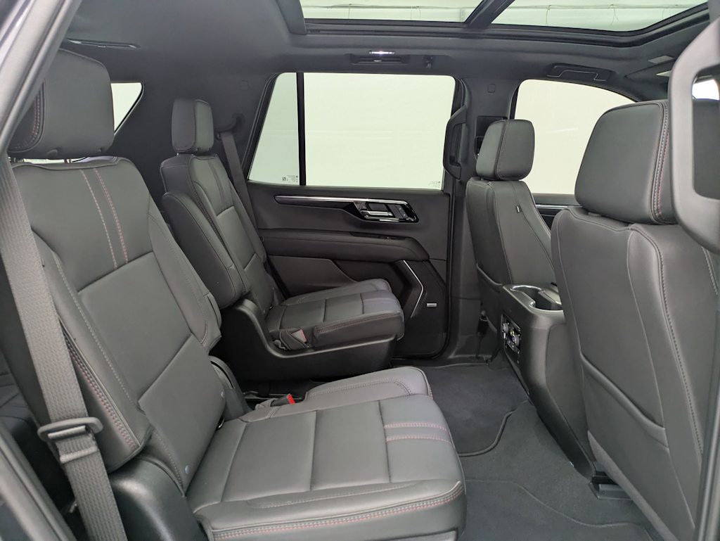 Thumbnail: 2025 Chevrolet Tahoe - 28