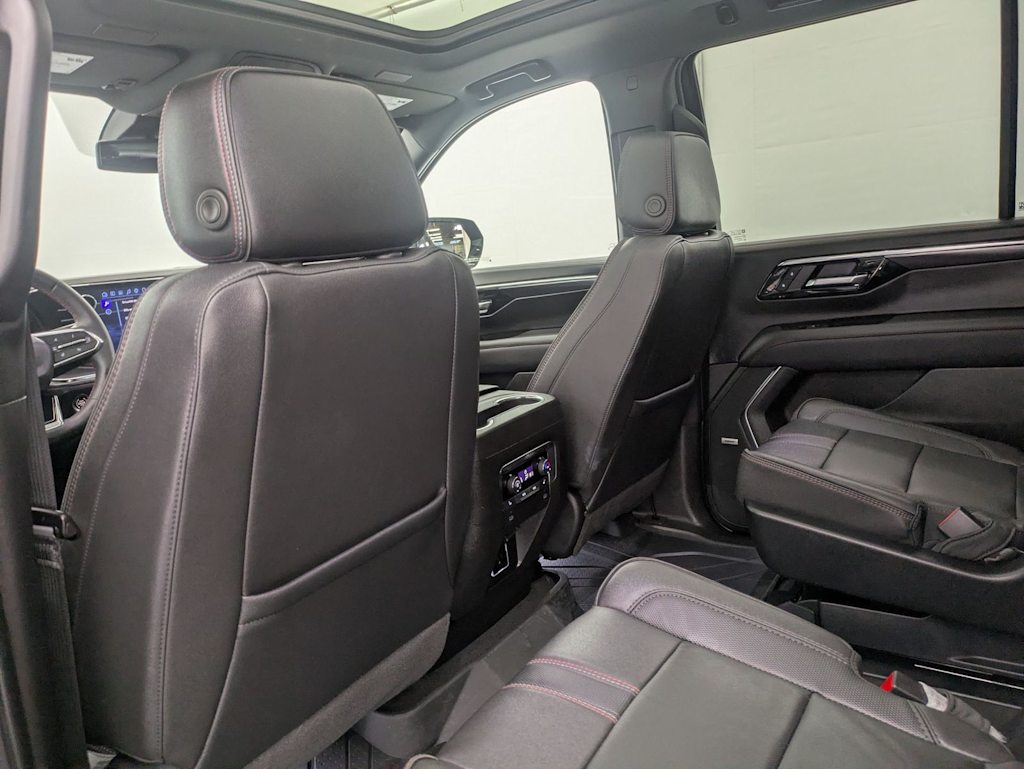 Thumbnail: 2025 Chevrolet Tahoe - 12