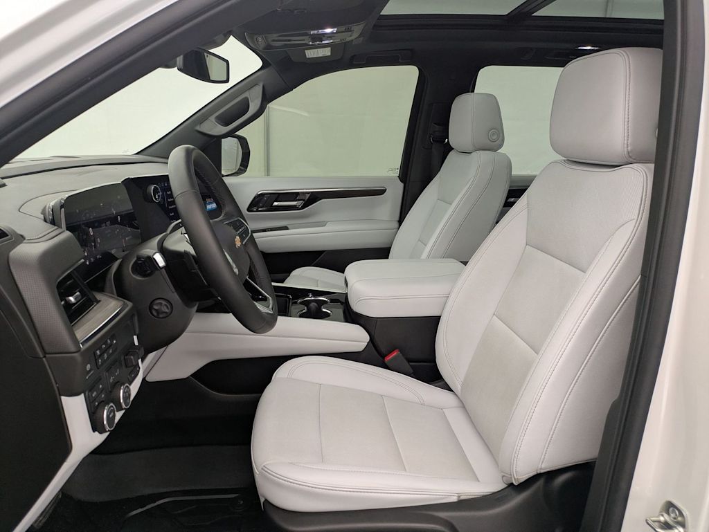 Thumbnail: 2025 Chevrolet Tahoe - 11