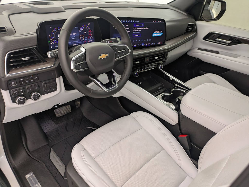 Thumbnail: 2025 Chevrolet Tahoe - 2