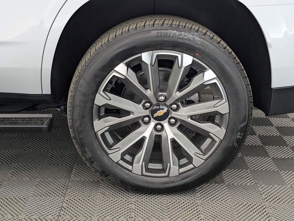 Thumbnail: 2026 Chevrolet Tahoe - 8