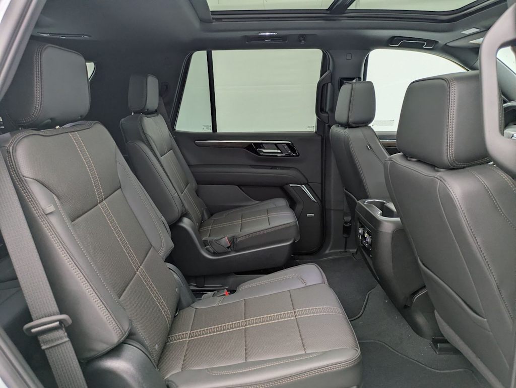 Thumbnail: 2026 Chevrolet Tahoe - 29
