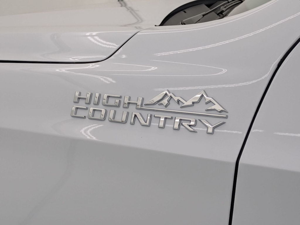 Thumbnail: 2026 Chevrolet Tahoe - 24