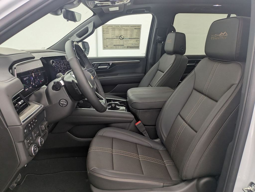 Thumbnail: 2026 Chevrolet Tahoe - 11