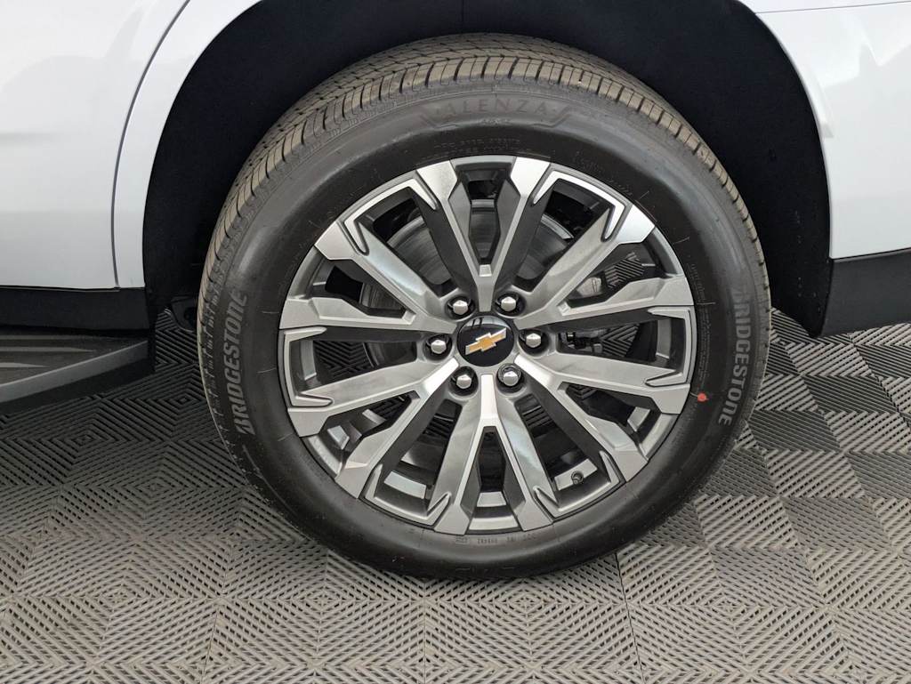 Thumbnail: 2026 Chevrolet Tahoe - 8