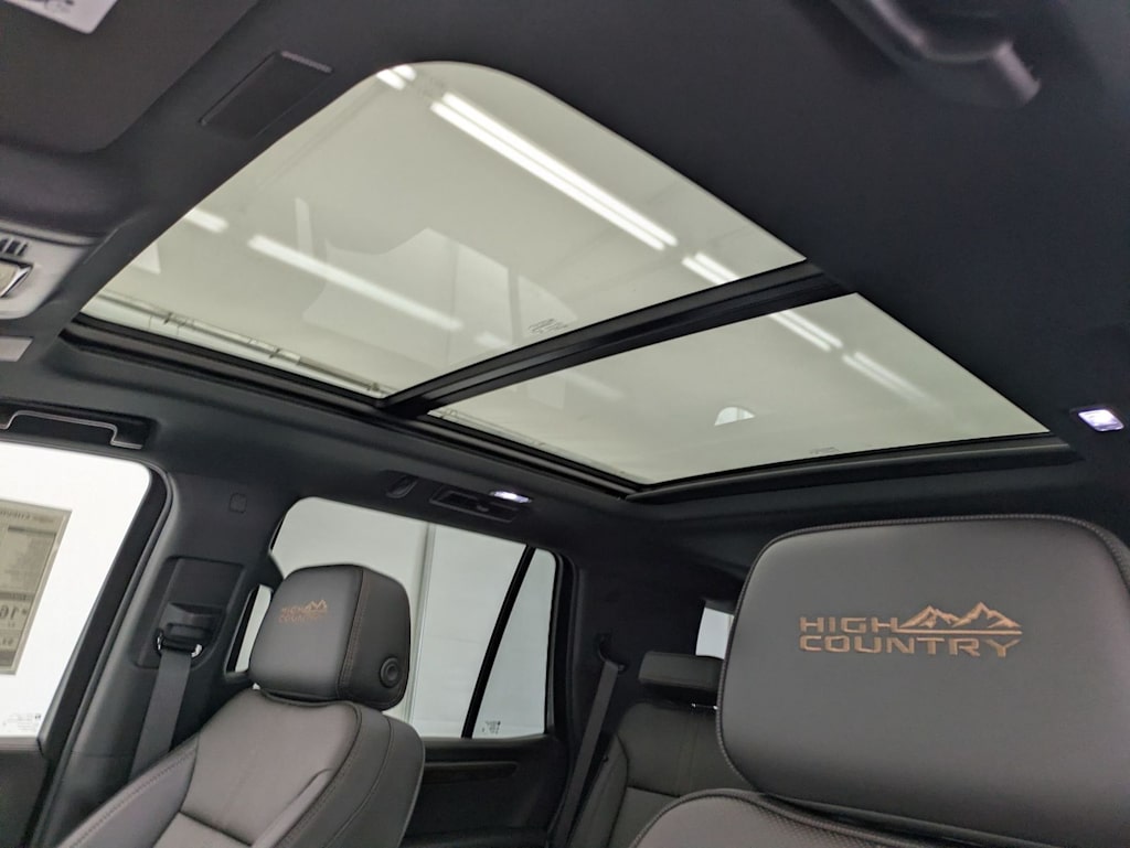 Thumbnail: 2026 Chevrolet Tahoe - 27