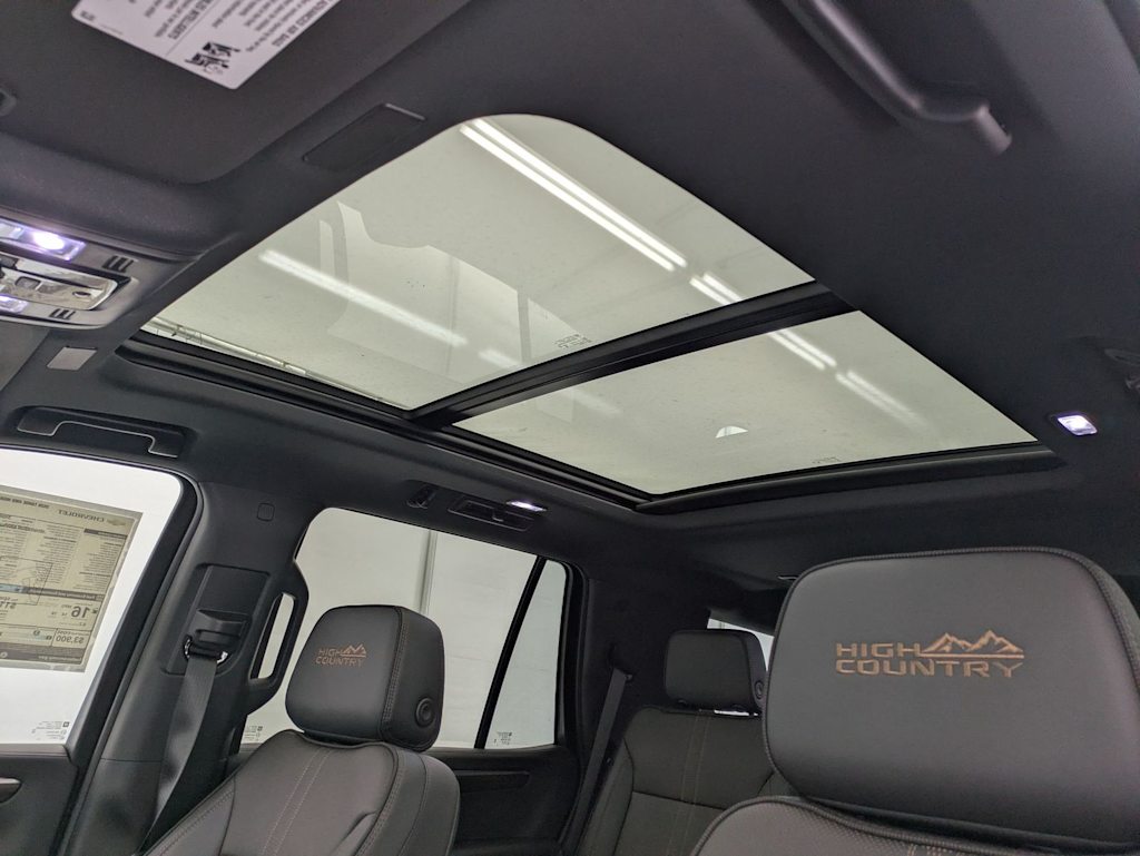 Thumbnail: 2026 Chevrolet Tahoe - 25