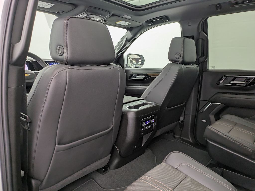 Thumbnail: 2025 Chevrolet Tahoe - 13
