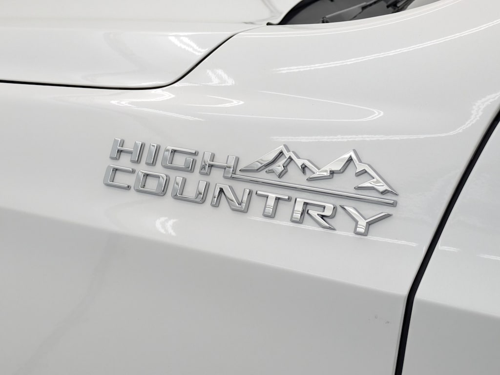 Thumbnail: 2025 Chevrolet Tahoe - 23