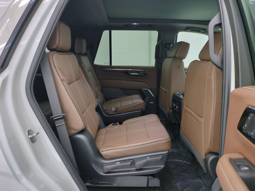 Thumbnail: 2025 Chevrolet Tahoe - 27